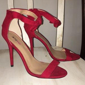 Size 7.5 Red Heels